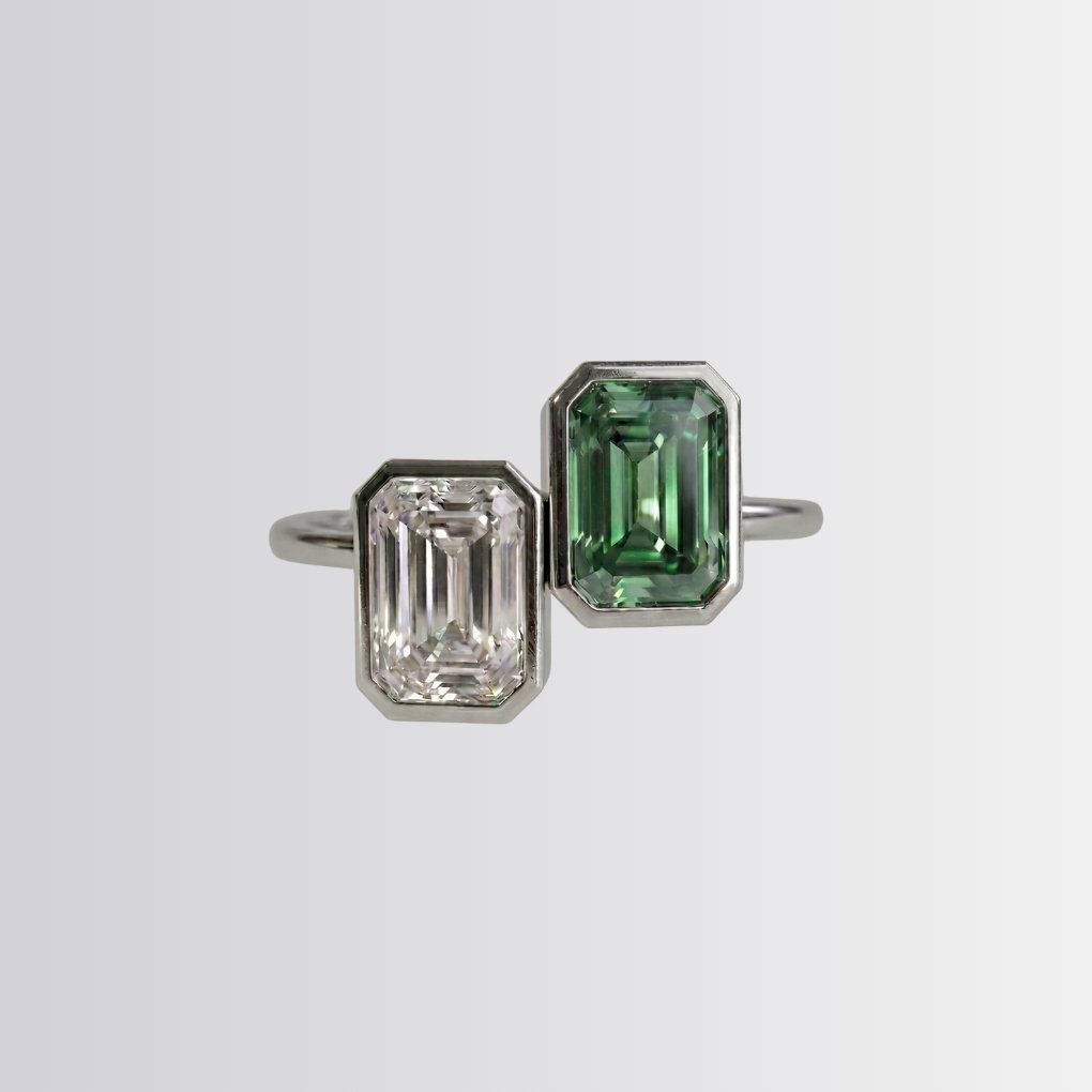 LJN Twin Emeralds Ring